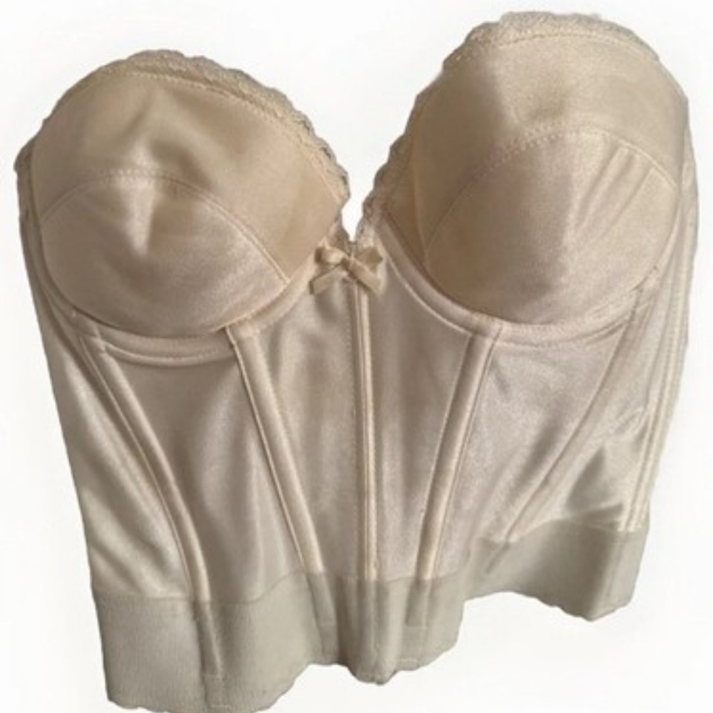 Vintage Under Cover Women’s Corset 34B Ivory  Intimates Lingerie 1970’s  CA USA